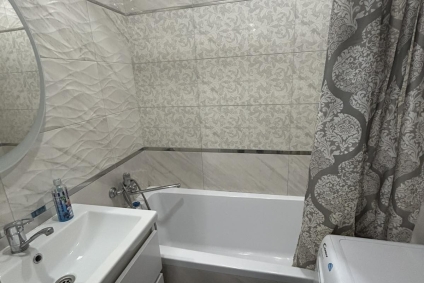 ул. 60 лет Октября, 15, 2 этаж